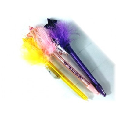 Długopis gadżet świecący z piórkami ' High School Musical ' 19cm świecący czarny wkład ze skuwką