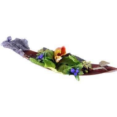 Święta wiel.- dekoracja stroik kwiaty łódka 32cm z ozdobami świątecznmi w folii mix wzór